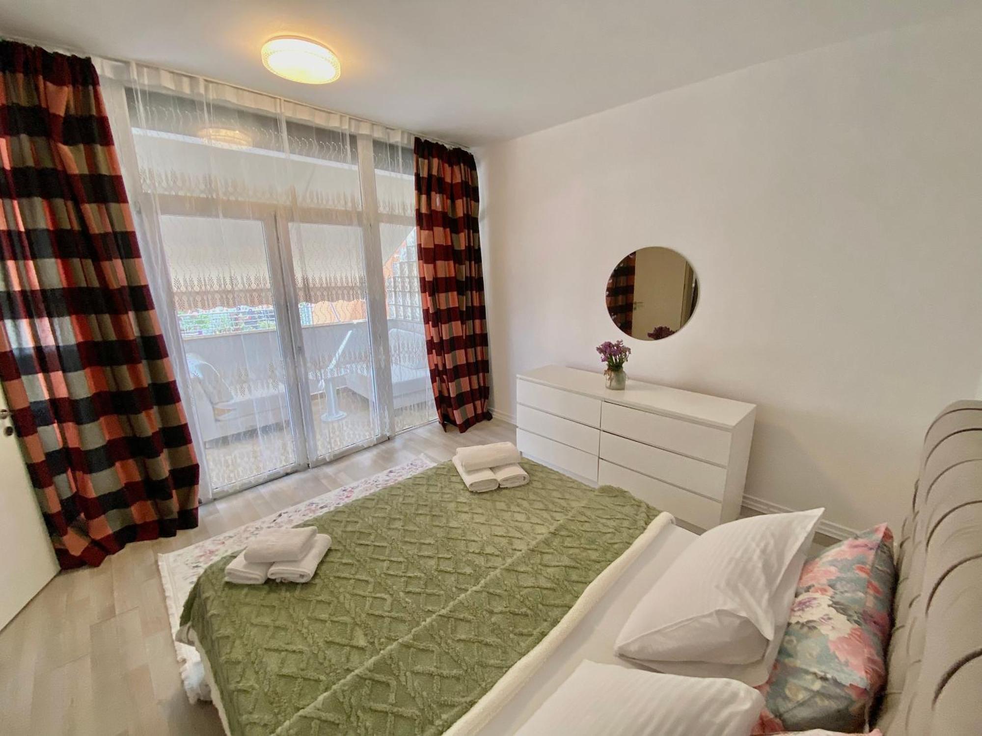 Central Flat Apartment *